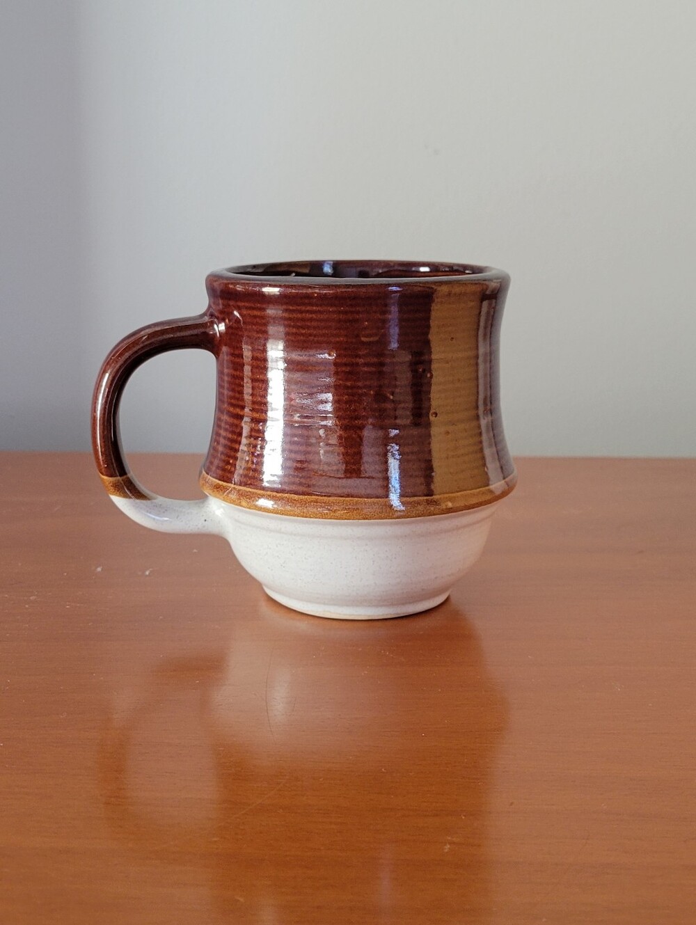 Vtg Studio Art Pottery Hand Thrown Mug Brown Speckled Drip Glaze Stoneware 12oz